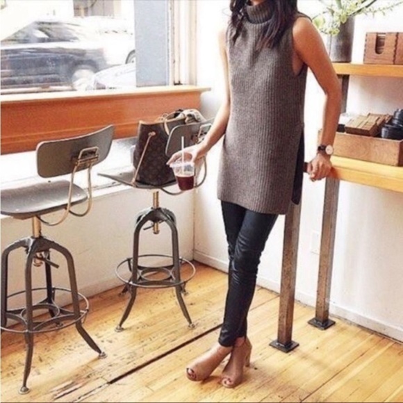 𝅺ARITZIA Durandal Merino Wool Sleeveless Mock Neck Ribbed Tunic Sweater XXS - Picture 1 of 6